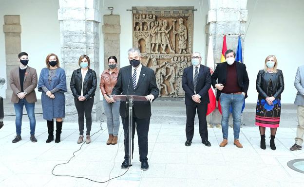 Vox se excluye de la declaración del Parlamento de Cantabria contra la violencia de género