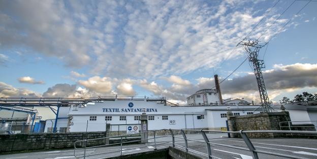 Textil Santanderina arranca el plan para instalar paneles fotovoltaicos en su planta