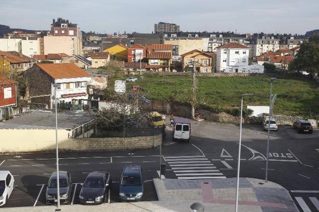 Torrelavega contrata la demolición de cuatro almacenes y garajes en Campuzano