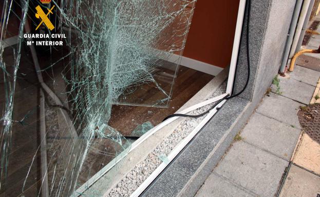 Detenida una pareja de 21 años por alunizajes en Reinosa y Parbayón