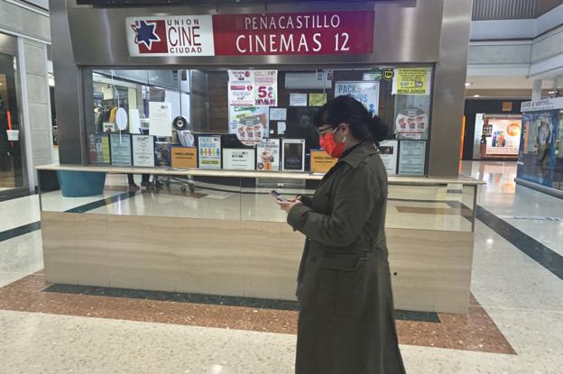 La reapertura este viernes de las doce salas de cine de Peñacastillo reanima al sector en Cantabria