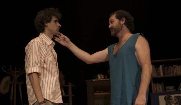 'Fresa y chocolate' de Senel Paz, de la pantalla a la escena, recala en la sala Pereda