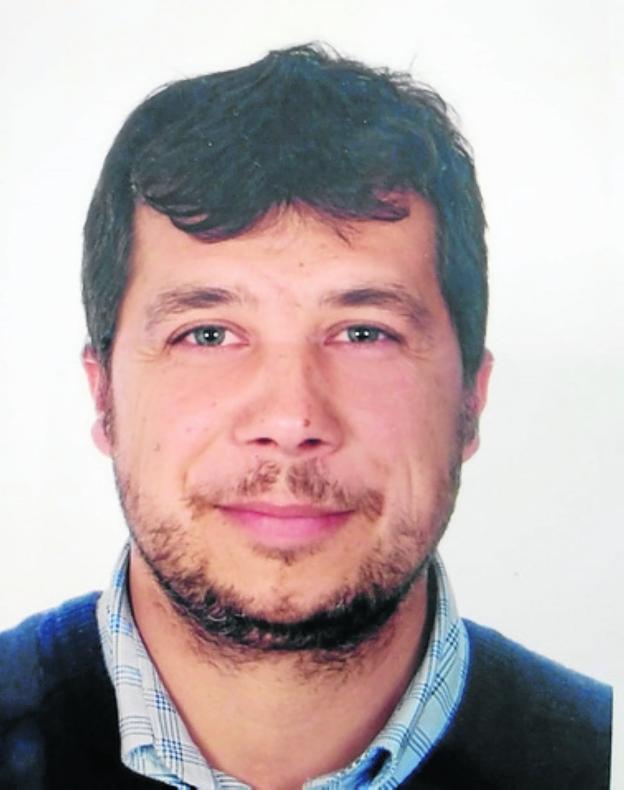 El alcalde de Marina de Cudeyo cesa al edil de Deportes tras negarse a entregar su acta