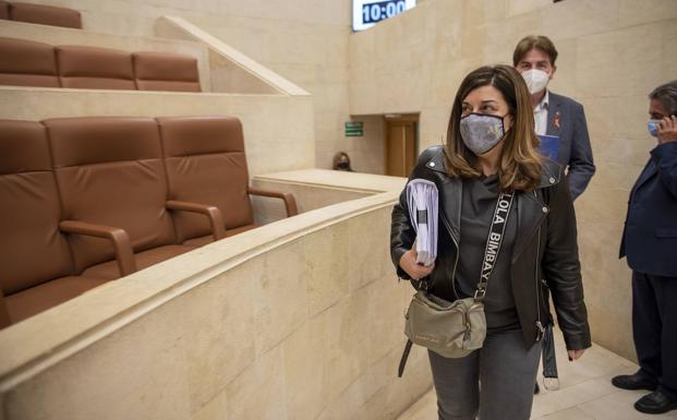 Buruaga avisa de que la armonización fiscal subirá los impuestos en Cantabria