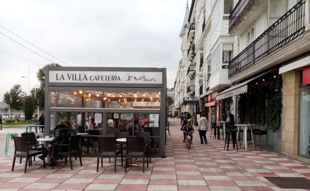 Las fachadas, balcones y ventanas navideñas de Castro, a concurso