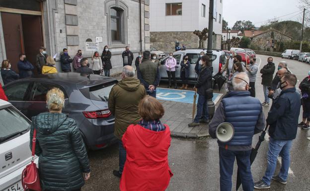 Hostelería estudia «recomendar» a sus asociados que abran el interior de los negocios para comidas y cenas «de trabajo»