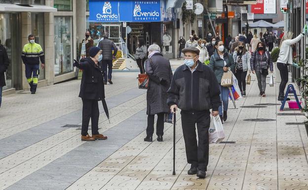 El descenso de contagios se consolida con una caída semanal de más del 41%