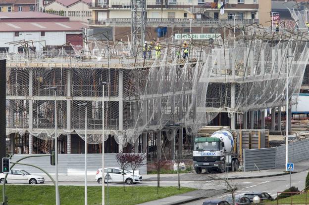 Cantabria creció un 1,4% en 2019, seis décimas menos que la media nacional