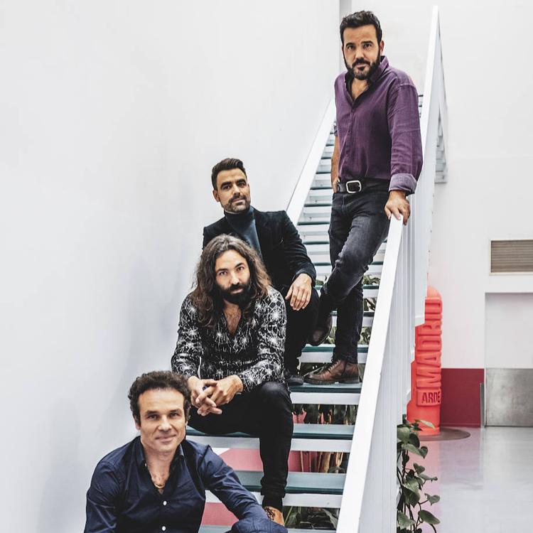 'La sonrisa de mis amigos', adelanto del primer disco de Combo Paradiso