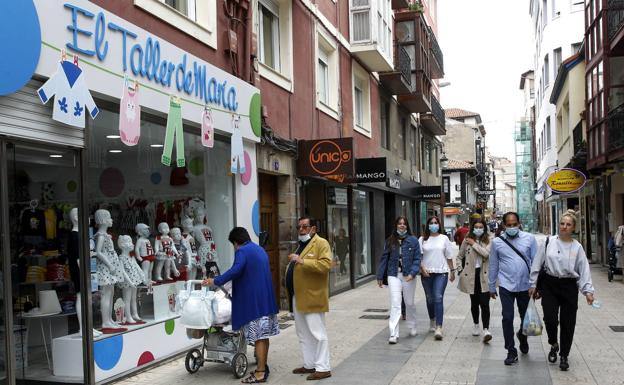 Torrelavega lanza 10.000 bonos de consumo para incentivar las compras navideñas