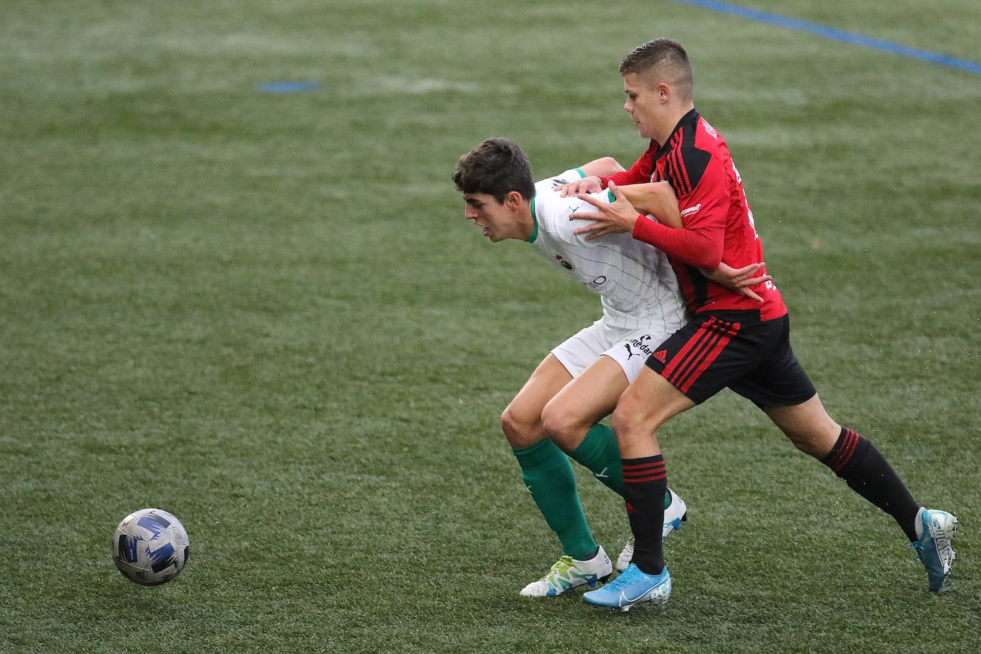 El Racing empata a domicilio con el Arenas