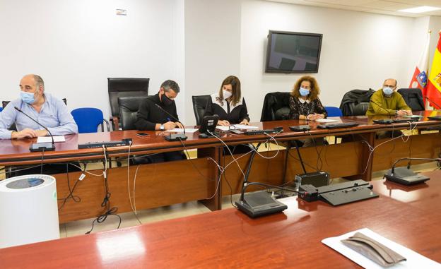 Aprobadas mejoras de las condiciones de más de 2.500 efectivos del personal laboral del Gobierno de Cantabria