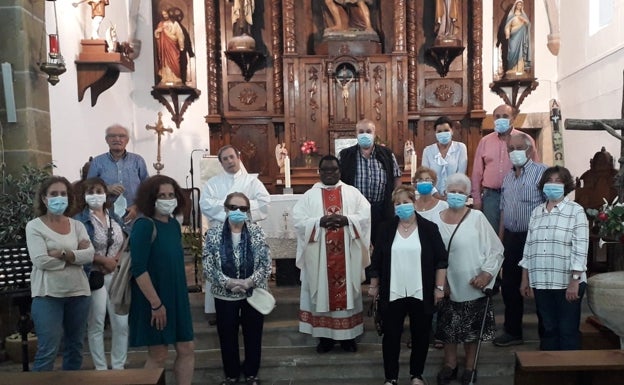 Un sacerdote de Togo, en Valderredible