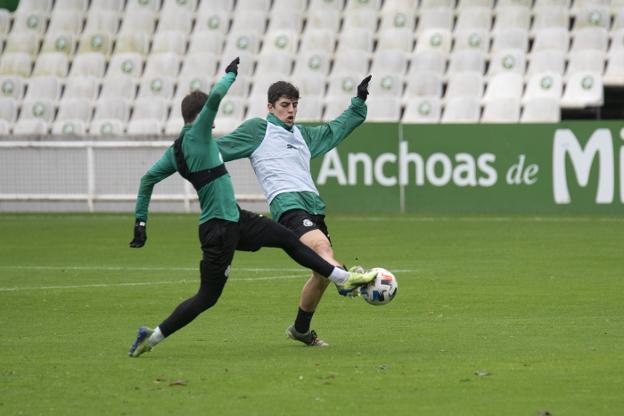 «Necesitamos ganar los partidos aplazados y vernos arriba en la tabla»