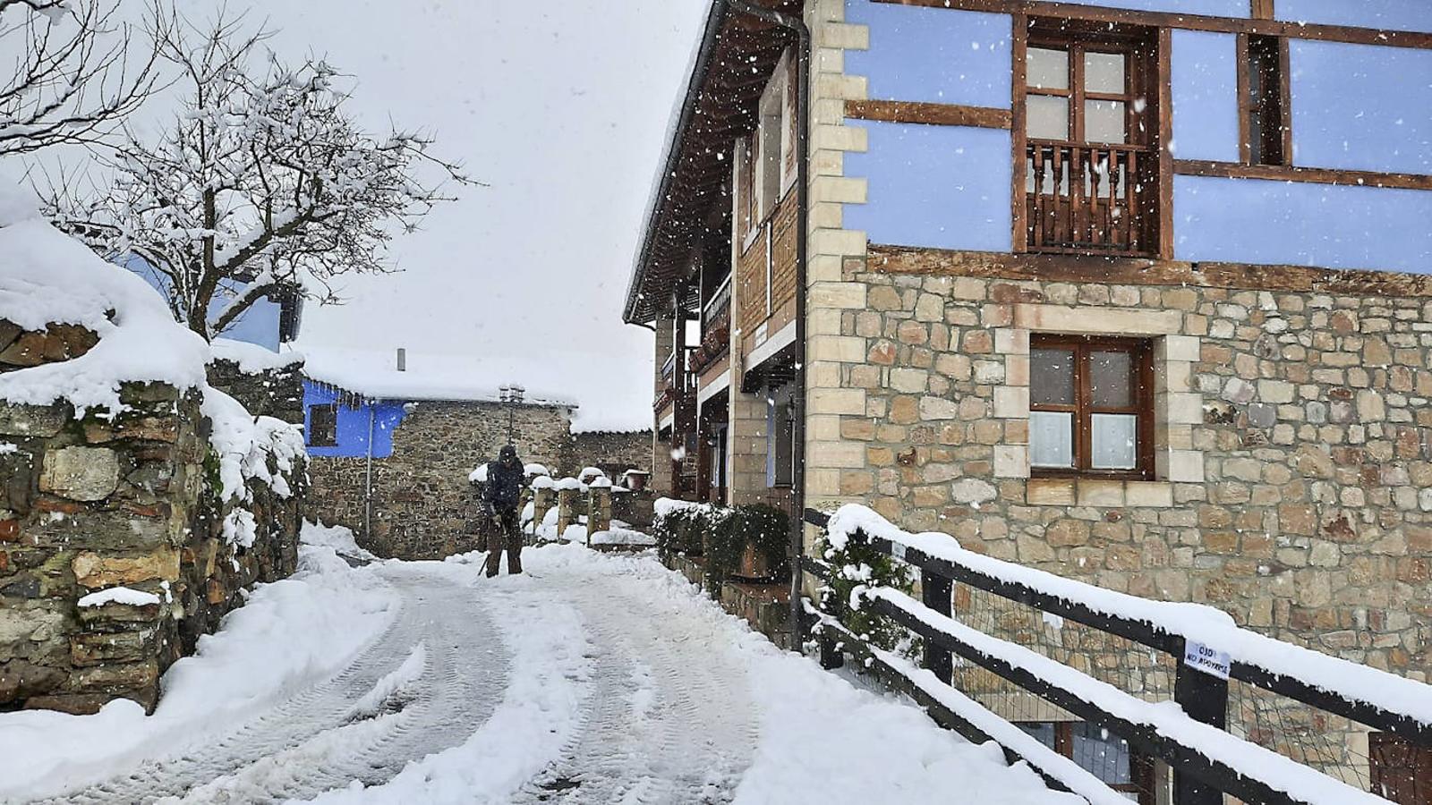 Liébana y Reinosa, bajo una capa de nieve