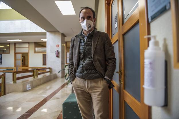 «La comunidad universitaria ha respondido muy bien a este desafío»