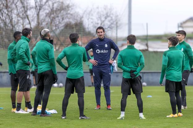 Solabarrieta es el primer técnico del Racing en Segunda B que pierde en su estreno