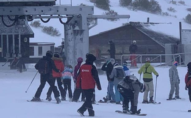 El PP tacha de «descontrol total» la apertura de la estación de Alto Campoo