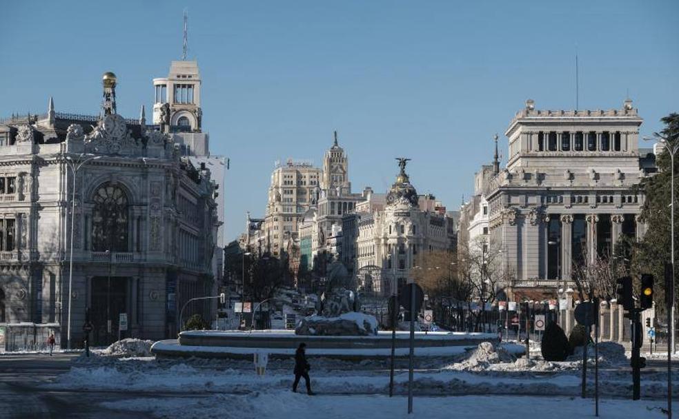 Madrid intenta, sin éxito, recuperar cierta normalidad