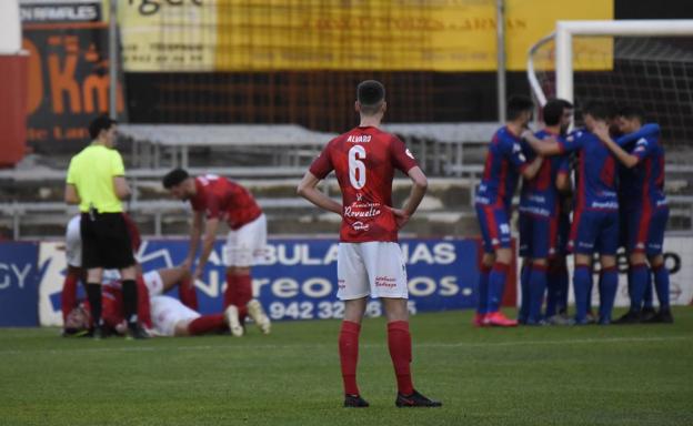 El Amorebieta acaba con el fortín del Laredo