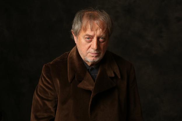 «El oficio de actor permite descansar de uno mismo para cambiar de persona»