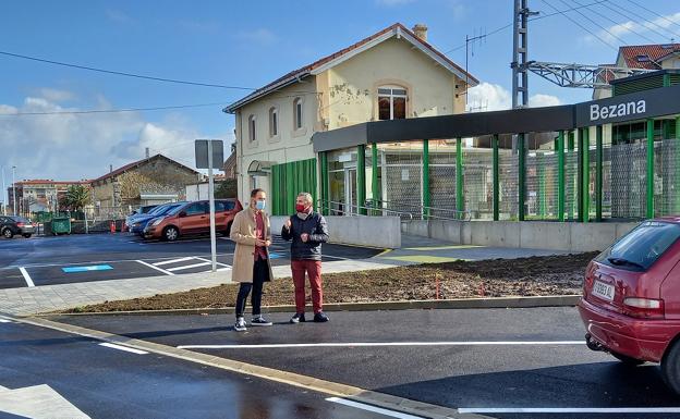 El centro urbano de Bezana gana 100 nuevas plazas de aparcamiento