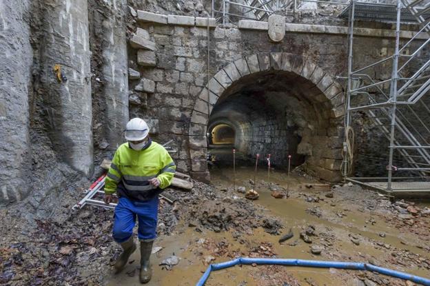 La boca norte del túnel de Tetuán, al descubierto