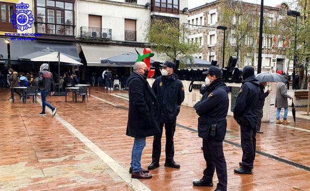Intervenido un local hostelero de Torrelavega por incumplimiento de las medidas sanitarias