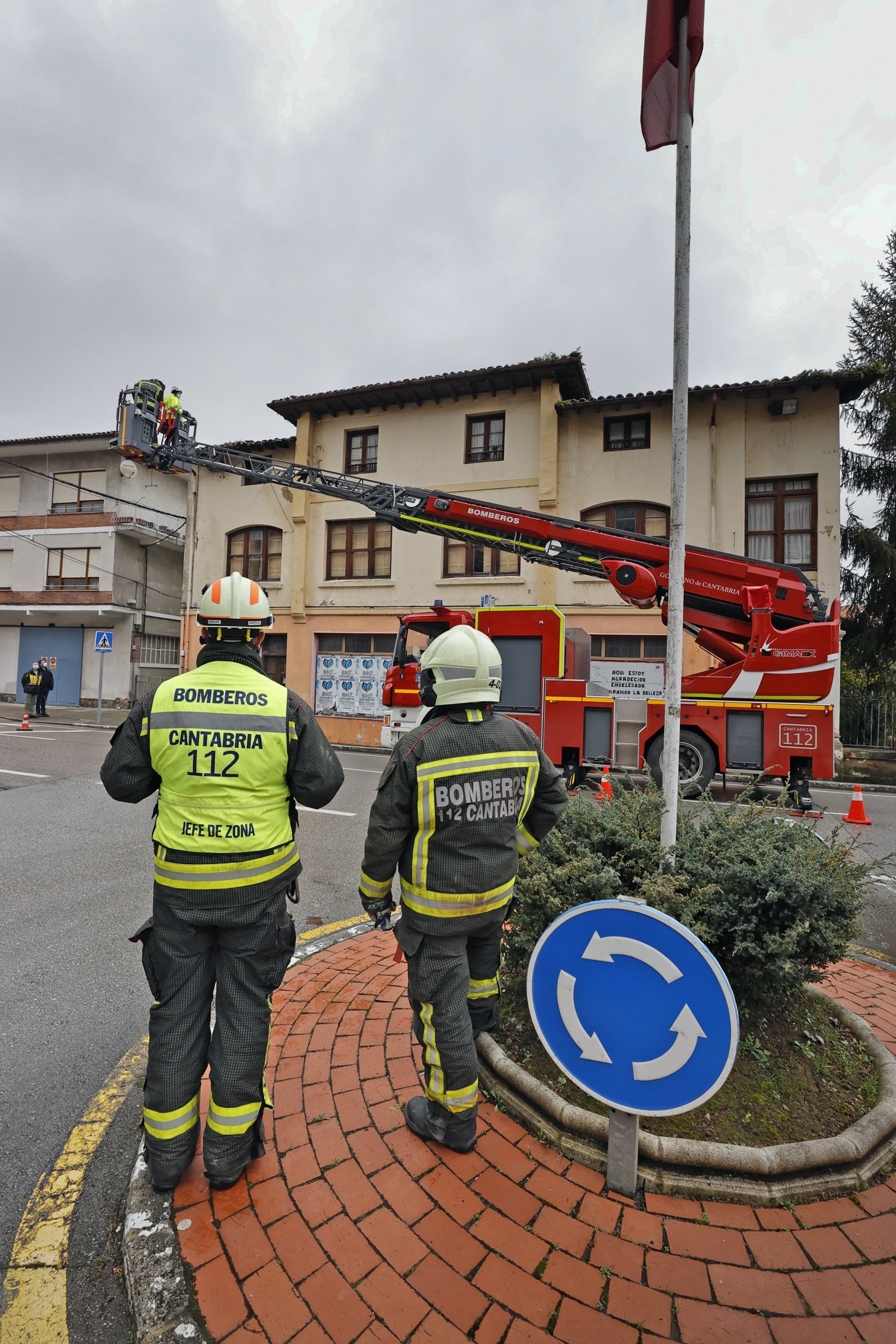 Cabezón derribará un edificio del que desconoce a los propietarios