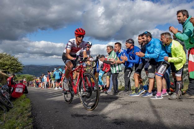 La Vuelta 2021 tendrá una etapa completa en Cantabria y otra que saldrá de Unquera