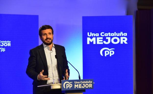 Casado acusa a Vox de dar «carta blanca» a Sánchez