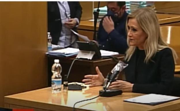 Cifuentes renuncia a la prueba de su agenda electrónica