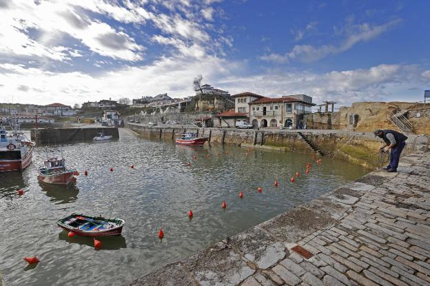 El puerto de Comillas, totalmente operativo tras el dragado de la dársena