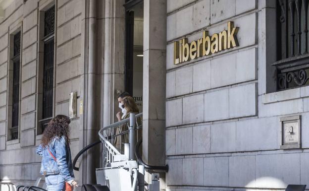 El beneficio de Liberbank retrocede un 63% en 2020 tras destinarse 241 millones a saneamientos