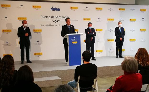 Martín asegura que Cantabria tendrá un «superpuerto» gracias a La Pasiega