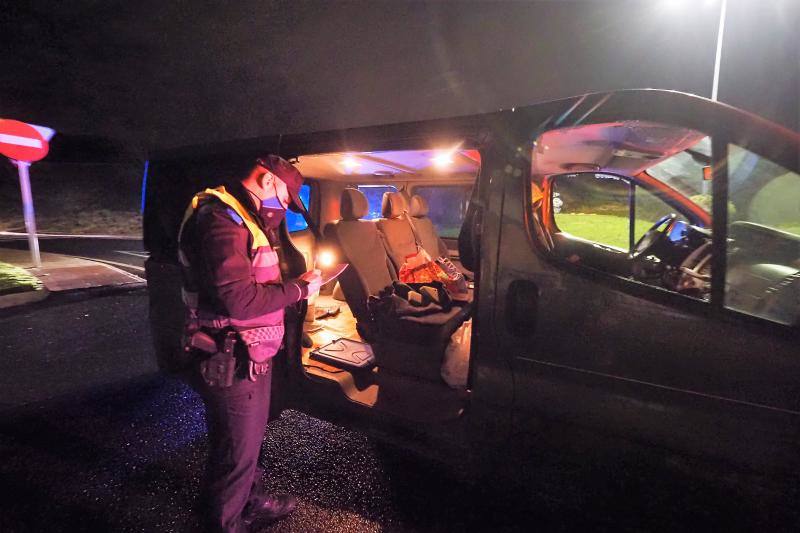 Así quedó la furgoneta tras la persecución