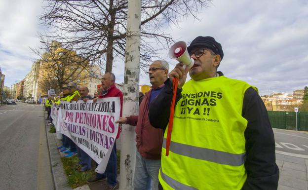 Este jueves, una movilización sindical en Santander reivindicará las pensiones y el SMI y rechazará la reforma laboral