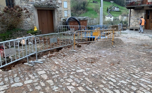 Comienzan las obras para llevar gas ciudad a Vega de Pas