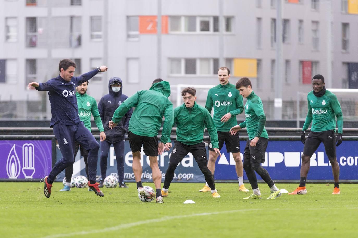 Entrenamiento del Racing antes de un fin de semana sin partido