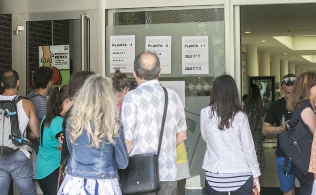 Educación publica su oferta de empleo de 2021 con 396 plazas para las que se harán las pruebas este año