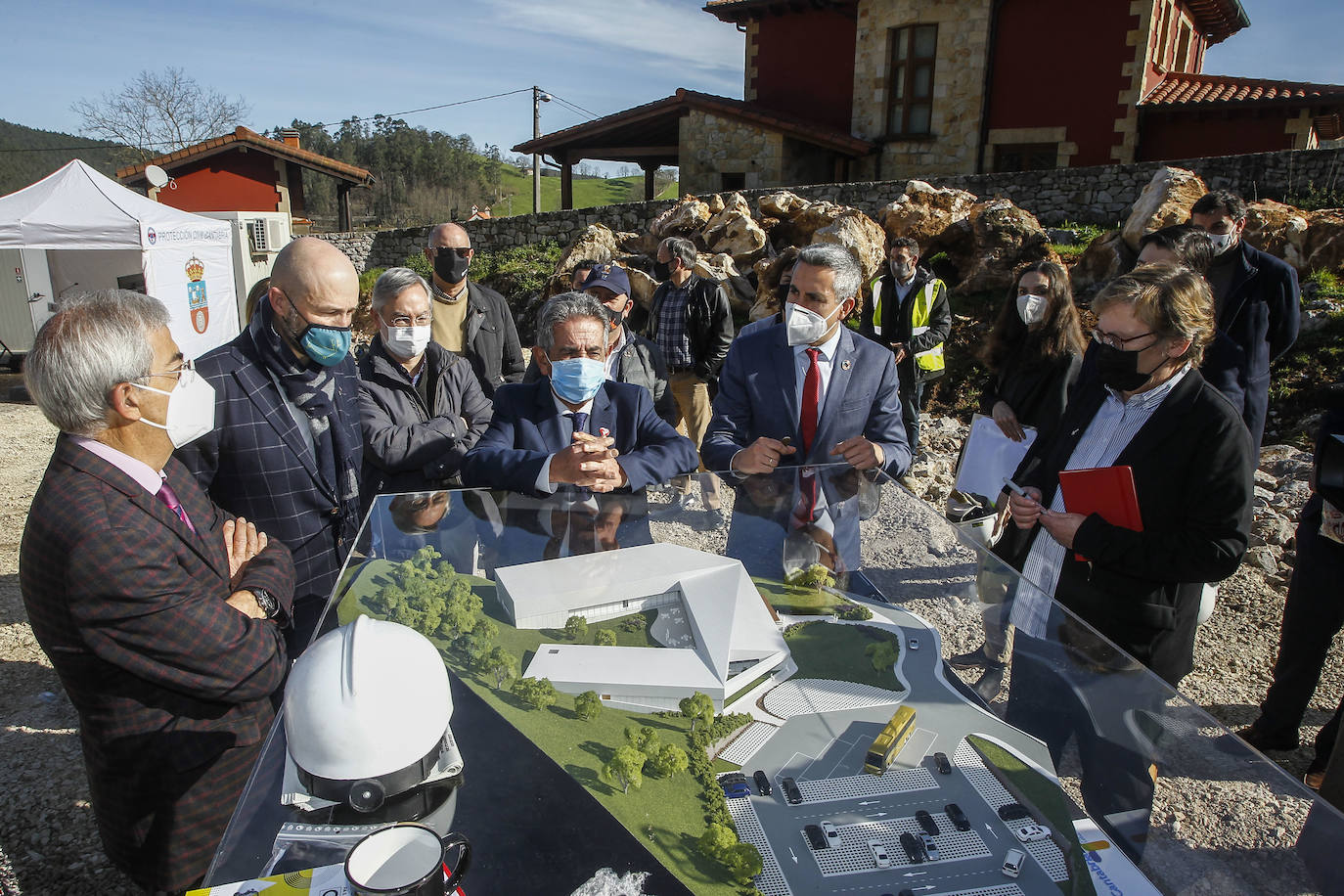 Acto de inicio de las obras del Centro de Arte Rupestre