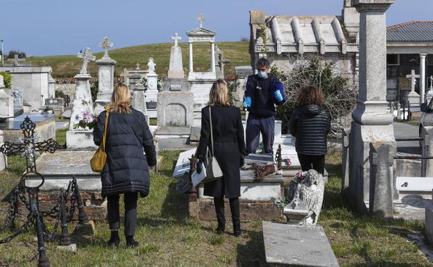 Cantabria empezó el año con menos muertes que en 2020, pese a la pandemia