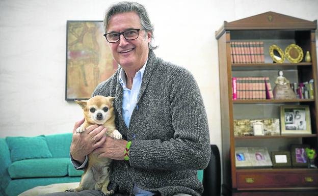 Javier Castillo 'Poty': «Los perros tienen un punto golferas y Gus se lleva la palma»