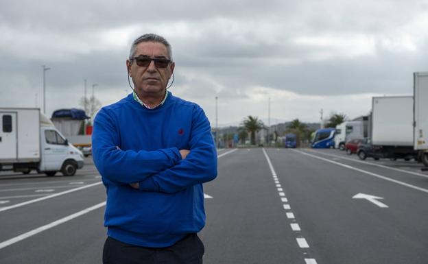 «Los transportistas hemos sido héroes al inicio de la pandemia y ahora nadie se acuerda de nosotros»