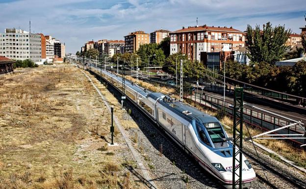 El Ministerio adjudica el primer tramo del AVE entre Palencia y Cantabria