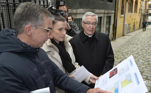 Once estudios se interesan por el proyecto del nuevo albergue de peregrinos en el Cabildo de Arriba