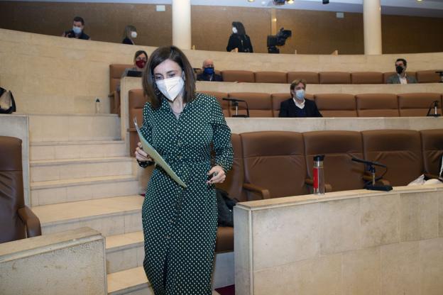 Paula Fernández: «Cantabria no está tan mal como otros, aquí no ha desaparecido ningún pueblo»