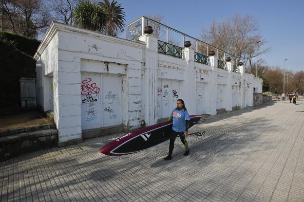 Santander trabaja en la renovación del Rema pero Costas no frena su derribo