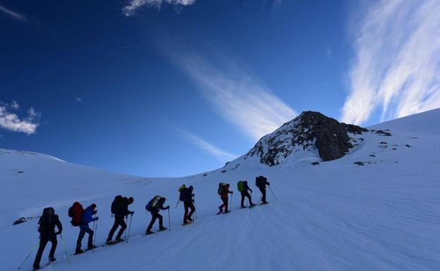 El Cedec Cantabria, la pasión de convertir una aventura de montaña en una profesión desde Liébana