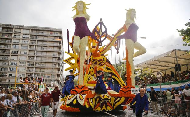 El covid obliga a suspender de nuevo la Batalla de Flores de Laredo